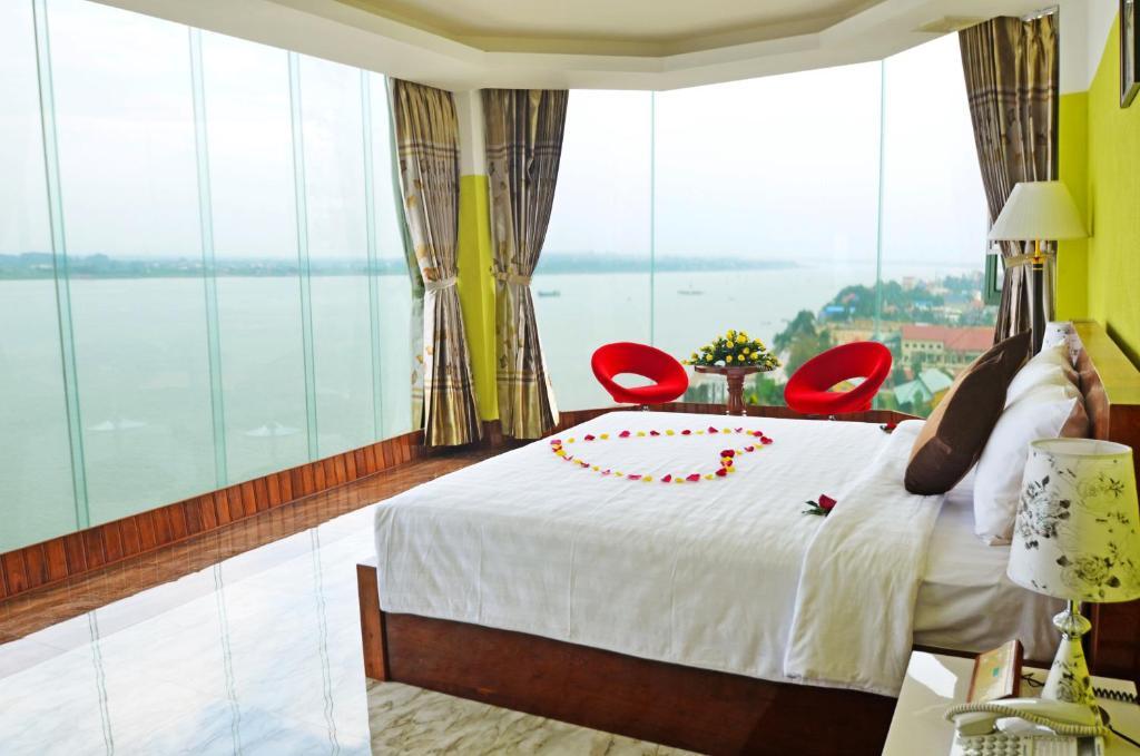 High Sky Hotel Phnom Penh Room photo